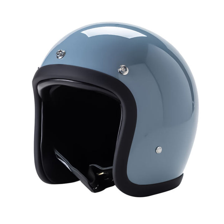 Veilige en stijlvolle retro motorhelm, unisex model met laag profiel, perfect voor motorrijden.