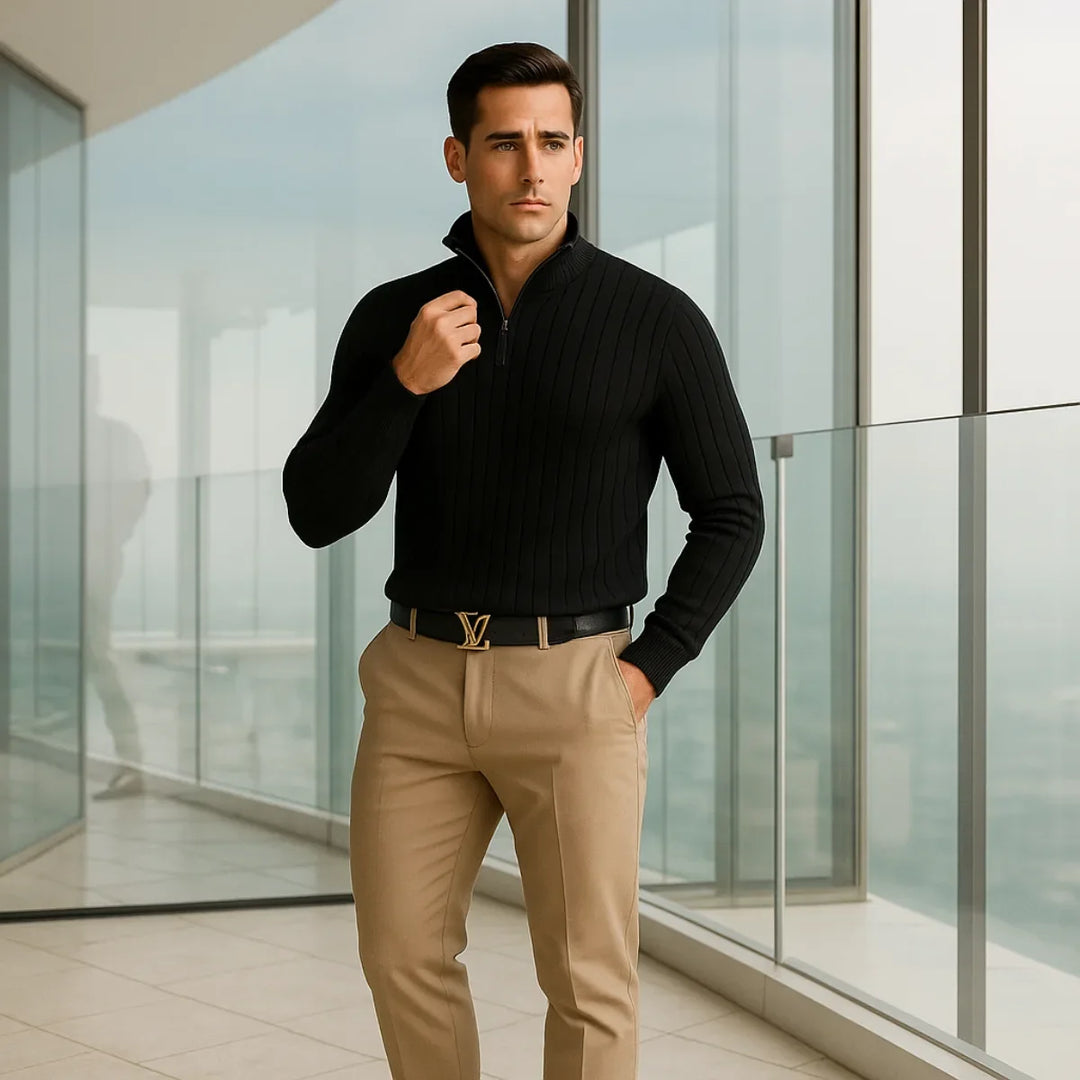 Basic heren trui met opstaande kraag en halve rits, essentieel voor een comfortabele en stijlvolle look.