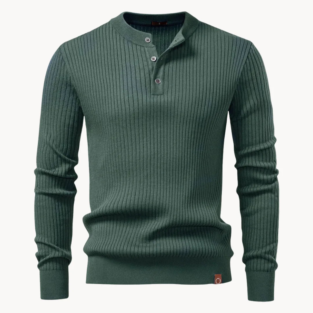 Heren trui, perfect voor herfst, met geribbelde structuur, ronde hals en verfijnde knoopsluiting.