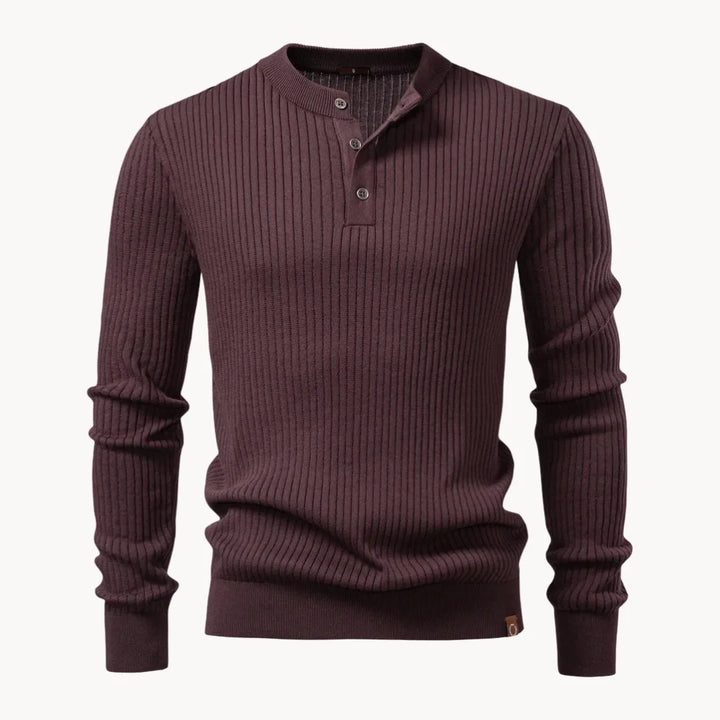 Casual heren trui in herfstmode stijl, geribbelde stof, ronde hals met knoopsluiting.