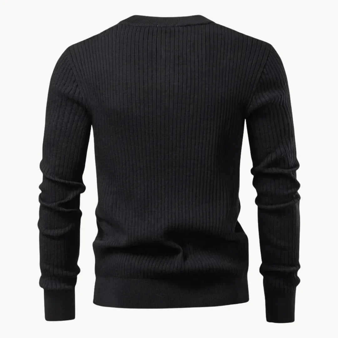 Casual heren trui, slim fit, met geribbelde structuur en knoopjes bij de ronde hals.