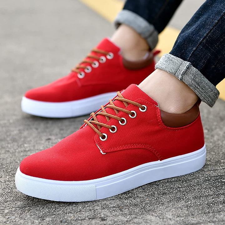Stijlvolle heren lage sneakers, perfect voor zowel sportieve als casual outfits.