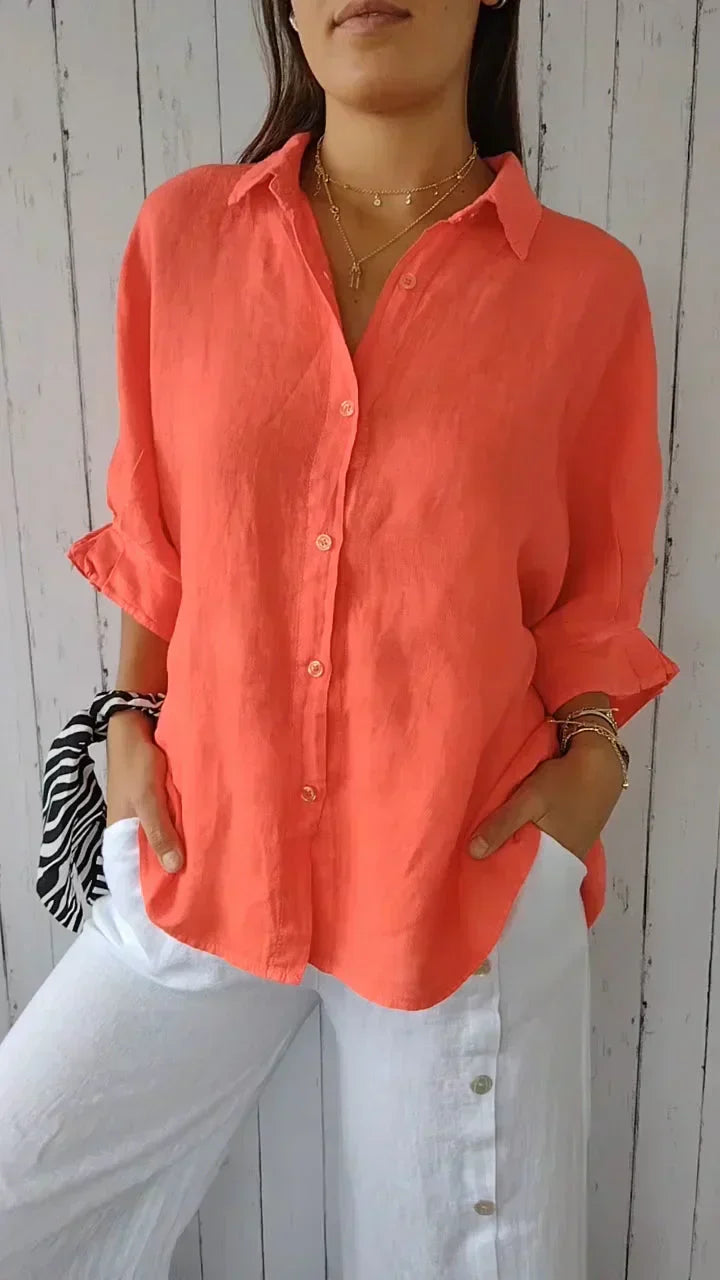 Casual damesblouse met lange mouwen en knoopsluiting, voor een relaxte en comfortabele uitstraling.