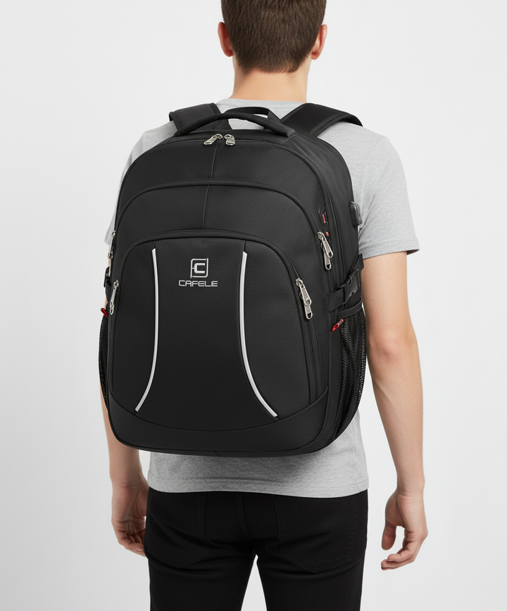 Multifunctionele reisrugzak, unisex, met diefstalbeveiliging en USB-oplader voor smartphones.