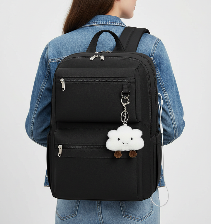 Comfortabele zwarte rugzak voor laptops met slimme organisatie en USB-poort. Ideaal voor studenten en professionals.