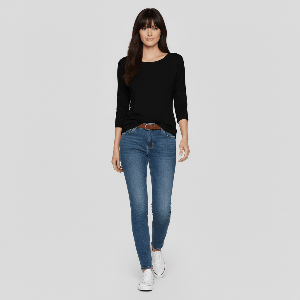 Comfortabel dames T-shirt met rondhals en driekwartmouwen, ideaal als basisstuk.
