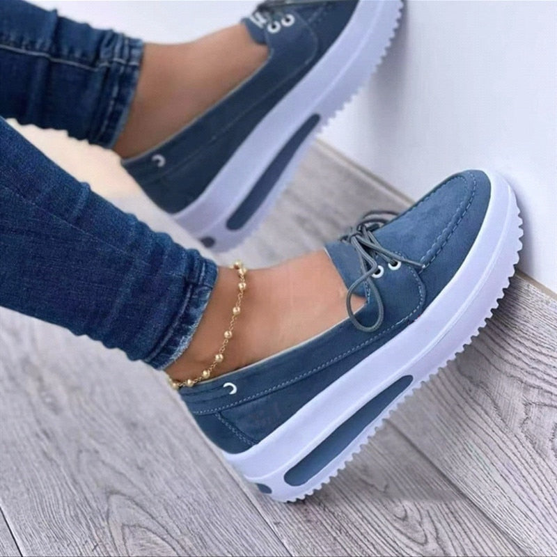 Ademende JaysSneaker slip-on schoenen voor dames, met orthopedisch comfort voetbed voor dagelijkse ondersteuning.