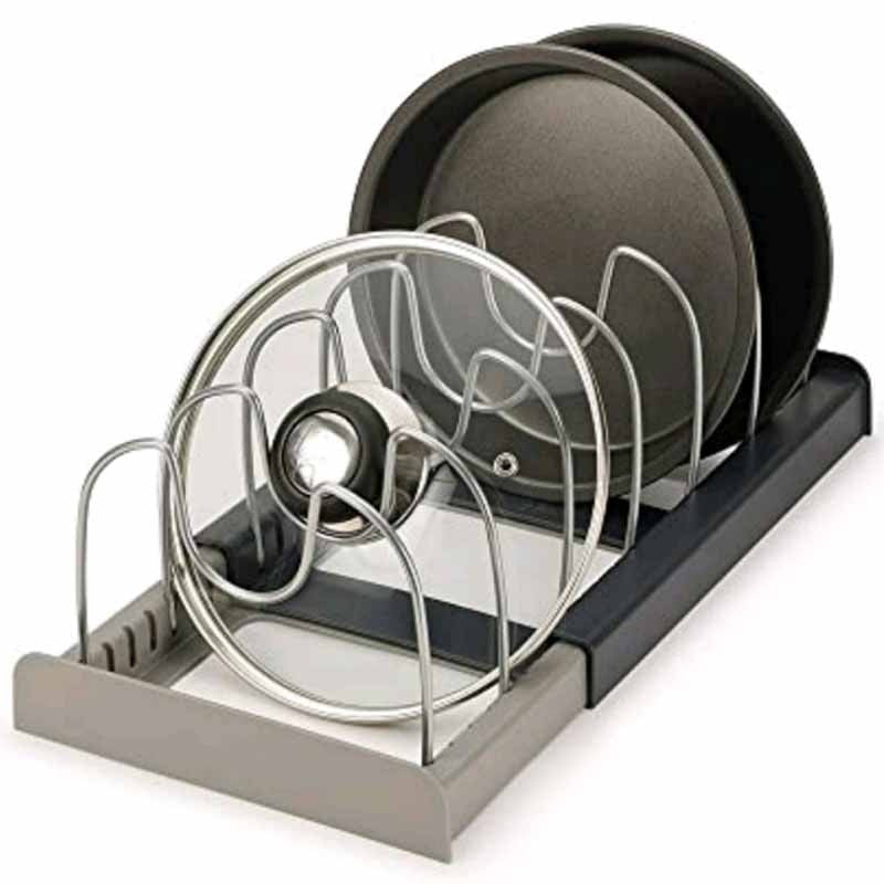 Multifunctionele keukenorganizer voor kookgerei; robuust pannenrek verbetert de kastindeling aanzienlijk.