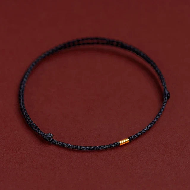 Stijlvolle handgemaakte spirituele armband die balans en innerlijke rust bevordert. Ideaal voor meditatie en yoga.