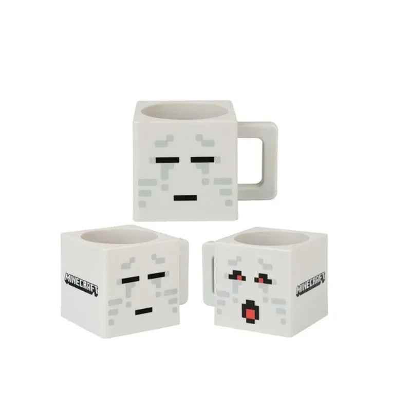 Cadeaumok voor fans: unieke themamok met bouwblokjes design, perfect voor warme dranken en spelavonden.