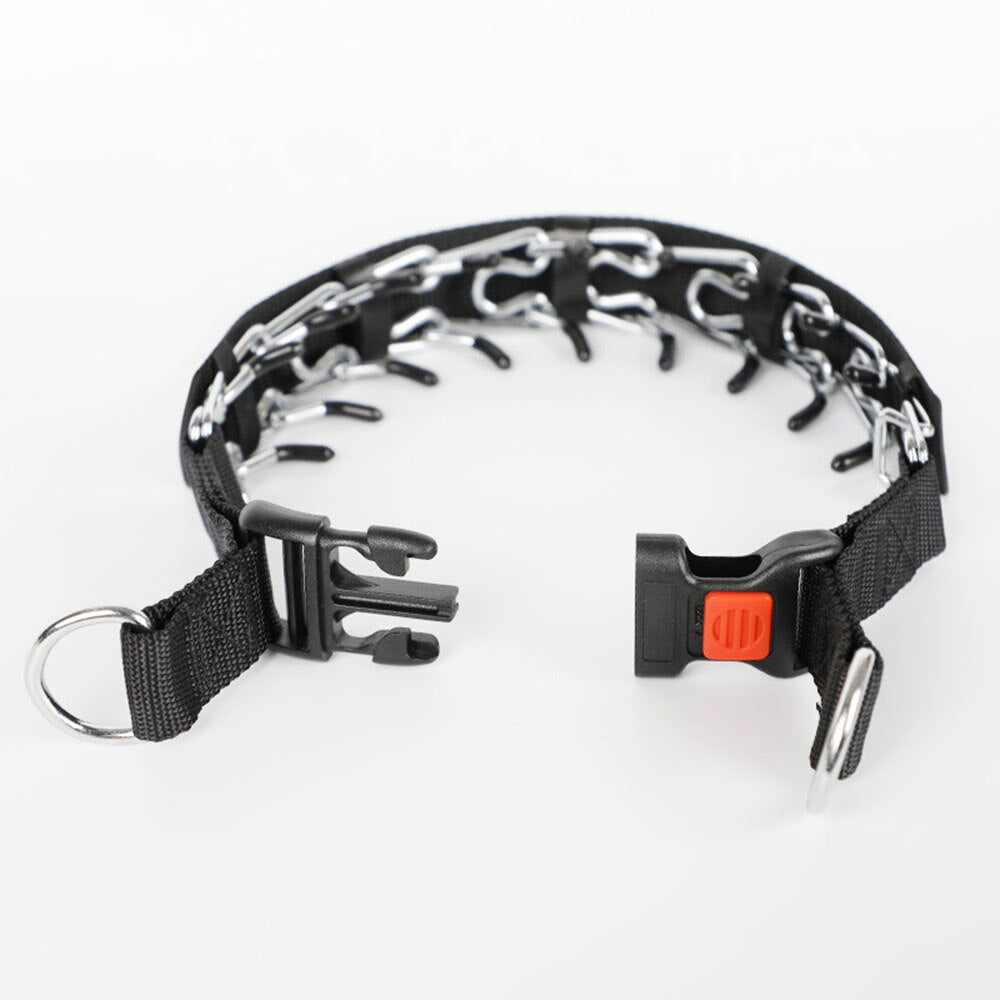 Metalen pinchershalsband voor hondentraining, comfortabel en duurzaam. Ideaal voor gehoorzaamheid en controle.
