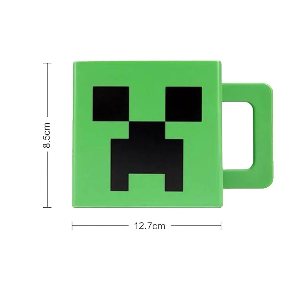 Stijlvolle drinkbeker met bouwblokjes patroon, geschikt voor alle warme dranken. Een must-have voor gaming fans.