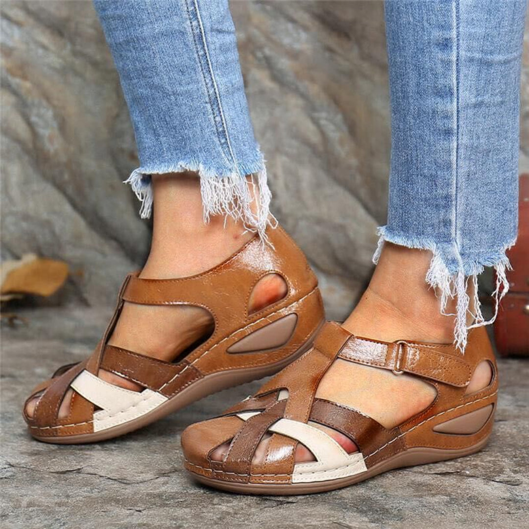 Elegante dames sandalen, ademend en ondersteunend, perfect voor zomerse wandelingen of een dagje strand.