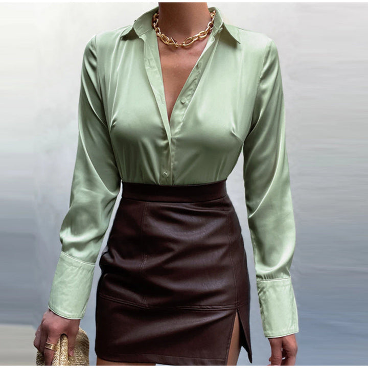Elegante top voor dames, de Sammie Satin blouse combineert stijl met draagcomfort.