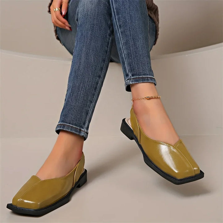 Stijlvolle dames slingback flats, vierkante teen, opvallende zebraprint voor een gedurfde zomerlook.