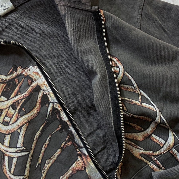 Unieke gothic dameshoodie voor een trendy herfst streetwear outfit. Comfortabele en stijlvolle vrouwenmode.