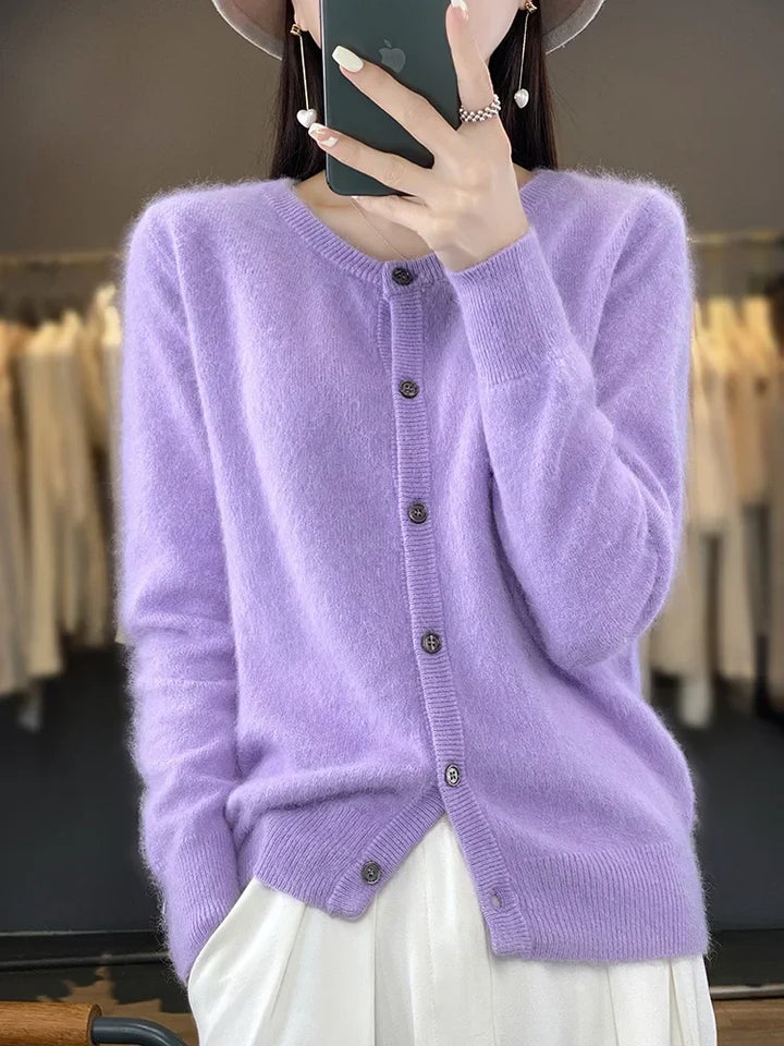 Comfortabel damesvest met ronde hals, flatterende pasvorm voor een modieuze en veelzijdige look.