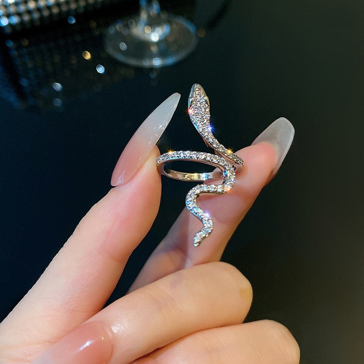 Unisex slangenring, verstelbaar zilverkleurig sieraad met uniek design voor mannen & vrouwen.