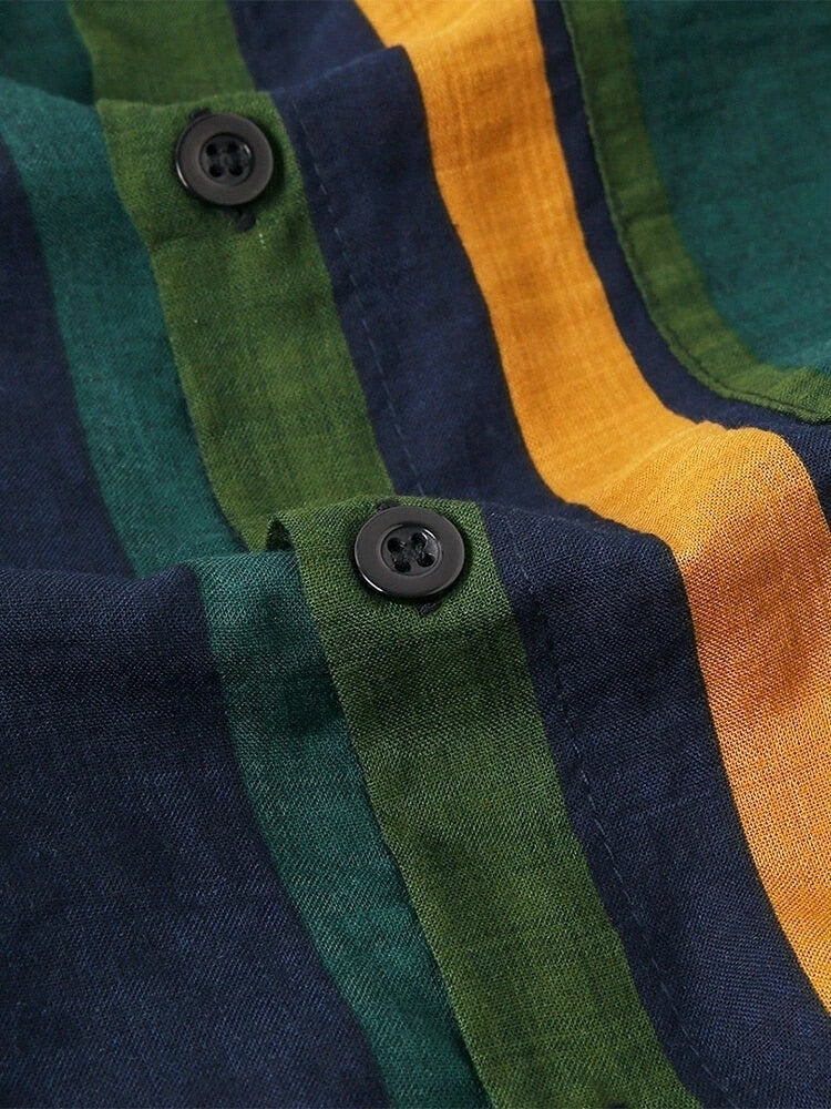 Heren comfortabele zomerset met trendy print. Tweeledige outfit, perfect voor strand, vakantie of vrije tijd.