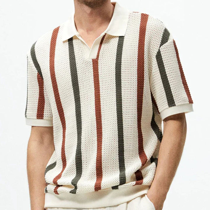 Tijdloze heren polo met strepen en kraag, een essentieel kledingstuk voor elke modieuze man.