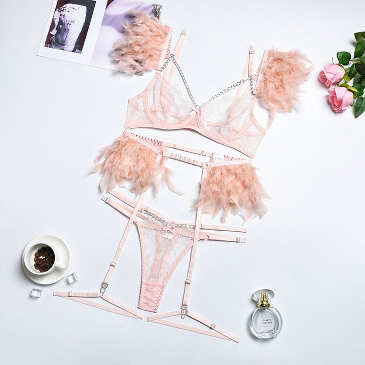 Close-up van de kanten bh van de Mirella lingerieset. Uniek design en sexy pasvorm.