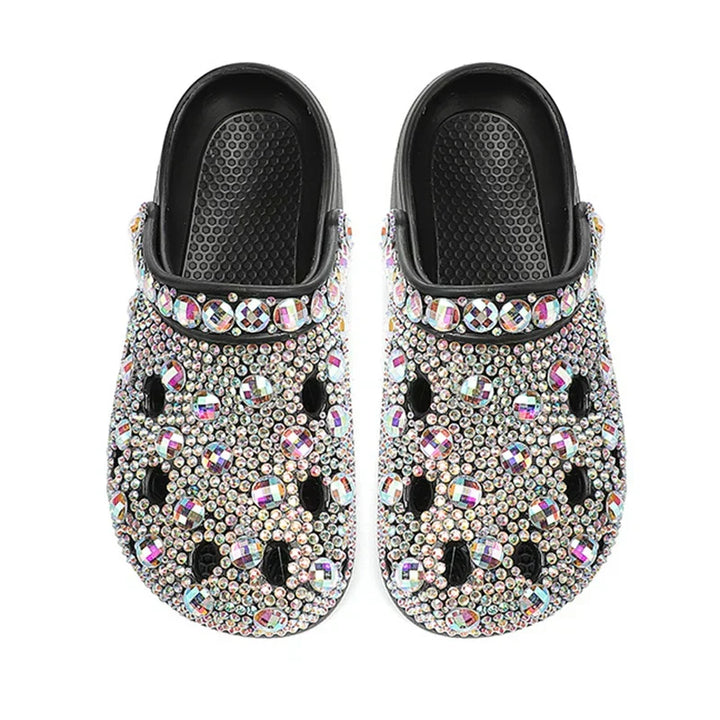 Stijlvolle dames zomerslippers met sprankelende strass kristallen, ontworpen voor comfort en een modieuze look.