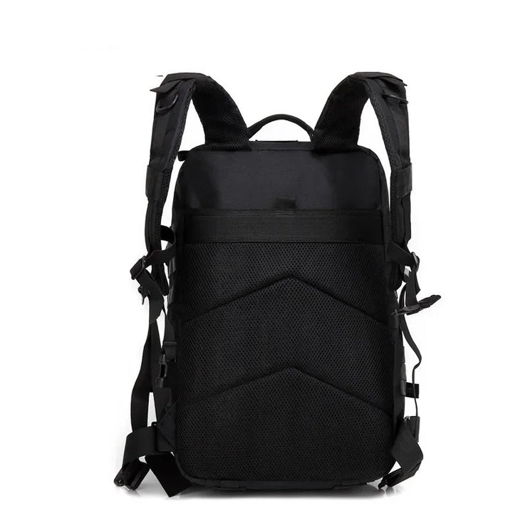 TrailPro outdoor rugzak 30L, ideaal voor jagen, vissen en avontuurlijke reizen.
