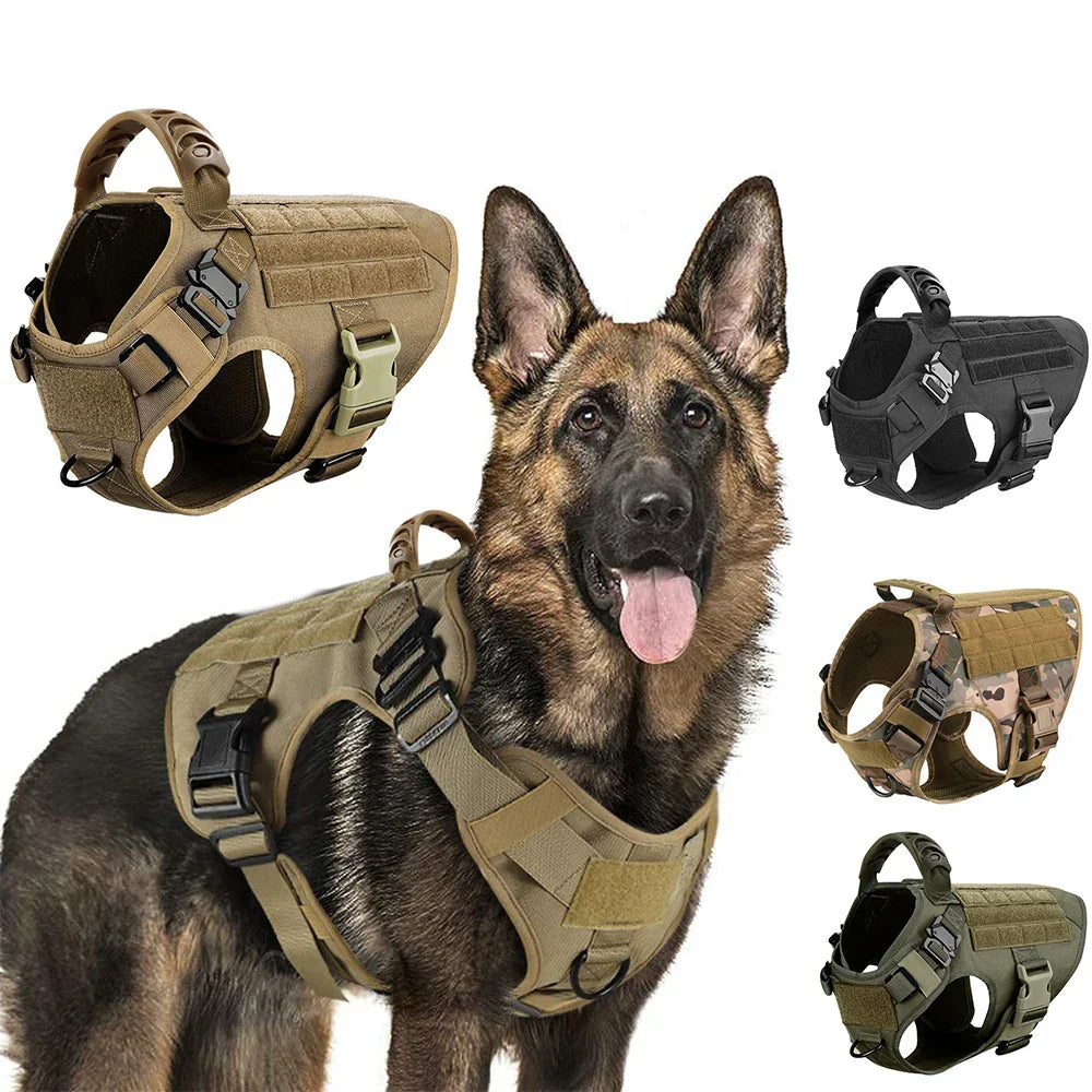 Duurzaam nylon tactisch hondentuig, K9-ready. Biedt veiligheid en controle voor actieve honden. Ideaal voor training.