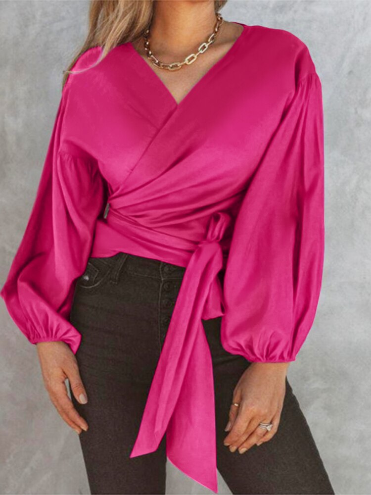 De perfecte top: Rozemarijns blouse voor dames. Comfortabel, stijlvol en veelzijdig voor elke modebewuste vrouw.