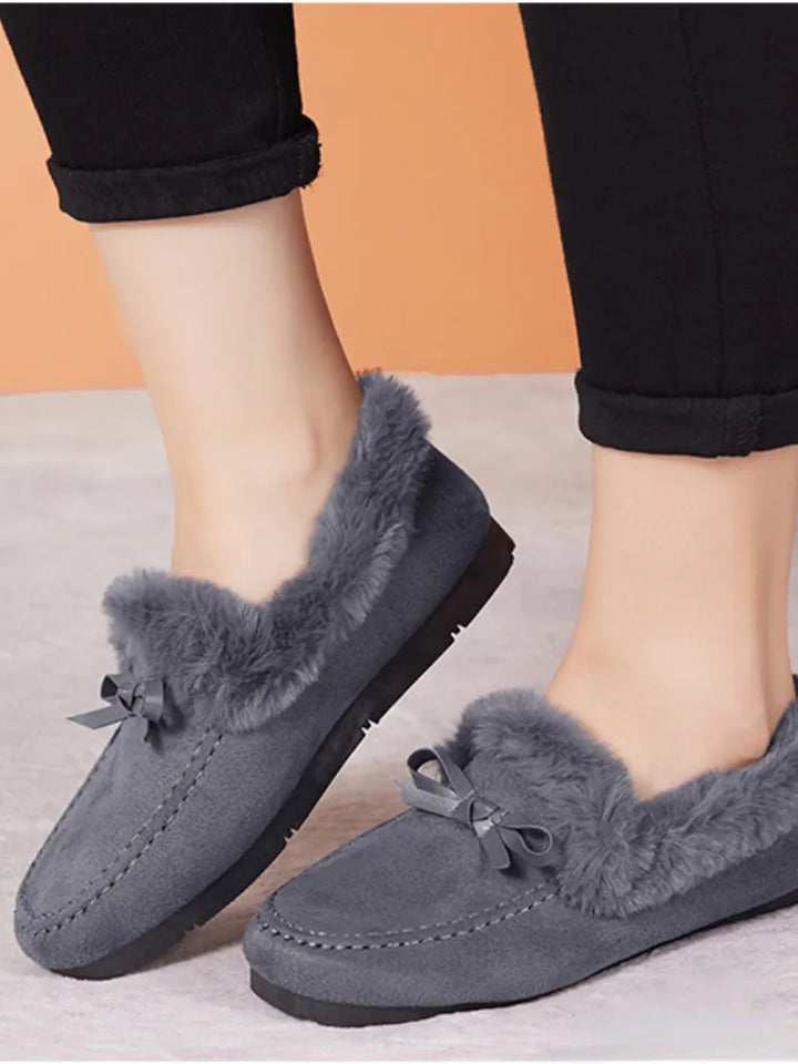Warme grijze dames pantoffels, comfortabel en antislip, voor thuis.