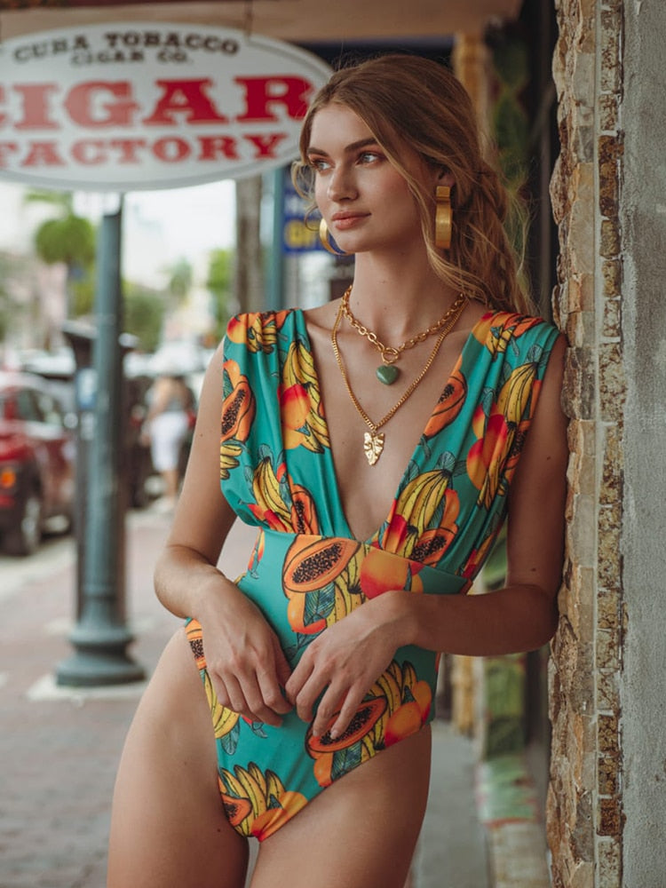 Kleurrijke Bonita boho bikini voor dames, een unieke en trendy high-waist zomer zwemkleding.
