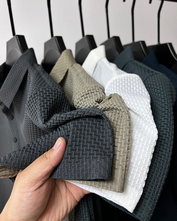 Veelzijdig heren polo Finn, perfect voor zakelijk casual en vrije tijd.