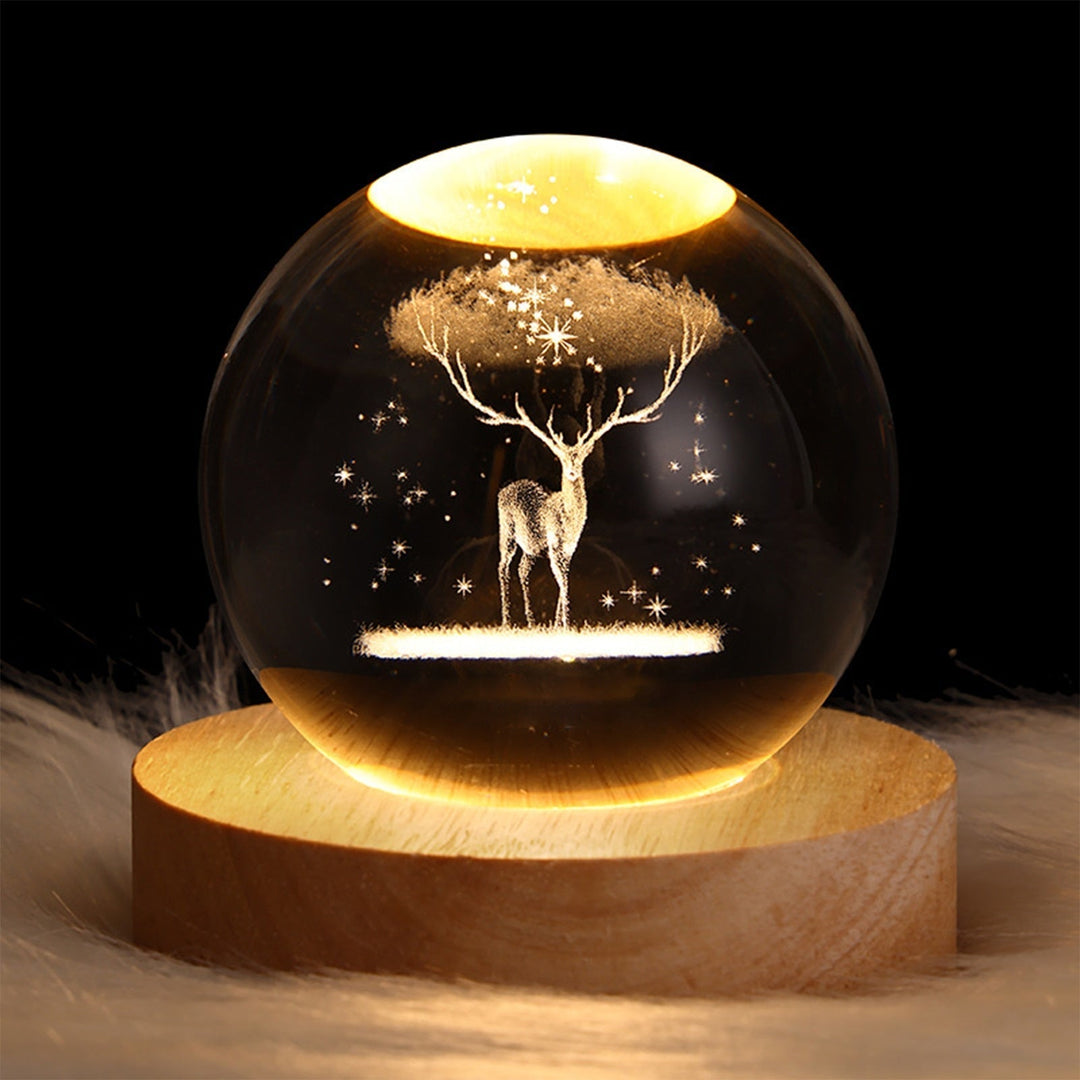 Prachtige kristallen lichtbol met 3D sterren. Creëer een magische sfeer in huis.