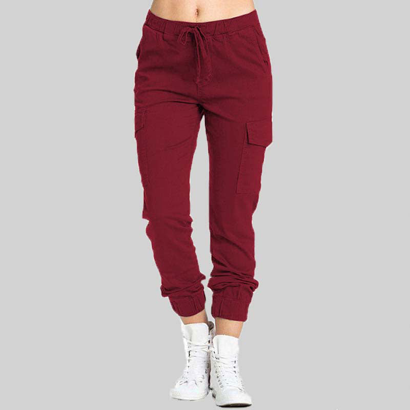 Comfortabele Nova dames cargo broek, ideaal voor een relaxte maar stijlvolle look.