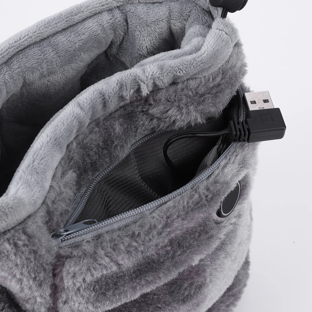 Comfortabele elektrische USB-pantoffels, een ideaal cadeau voor warme voeten tijdens thuiswerken of koude winteravonden.