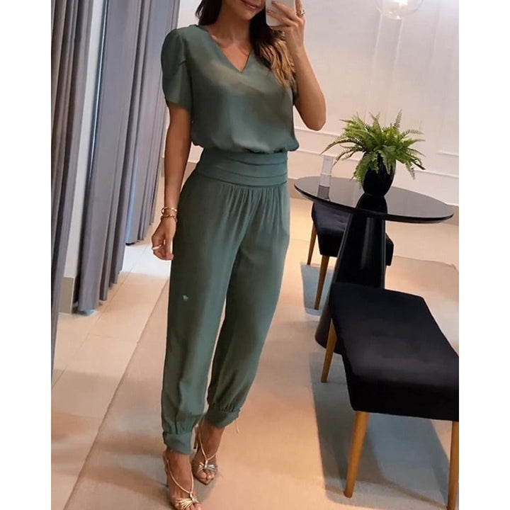 Elegante & comfortabele Phine tweedelige dames set met broek en top; ideaal voor lente/zomer outfits.