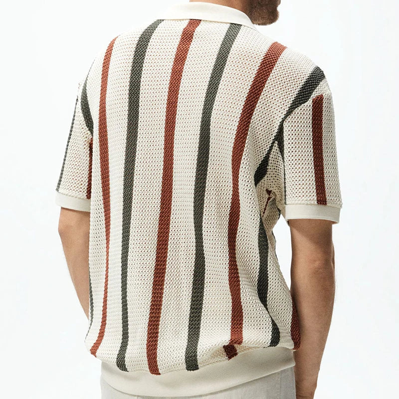Modieuze heren polo met korte mouwen en tijdloos streepdessin, perfect voor dagelijks casual gebruik.