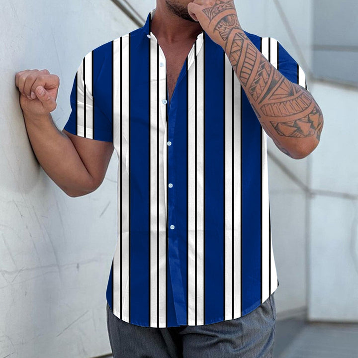 Comfortabele, luchtige herenblouse met streepdessin en knoopsluiting, perfect voor warme dagen.