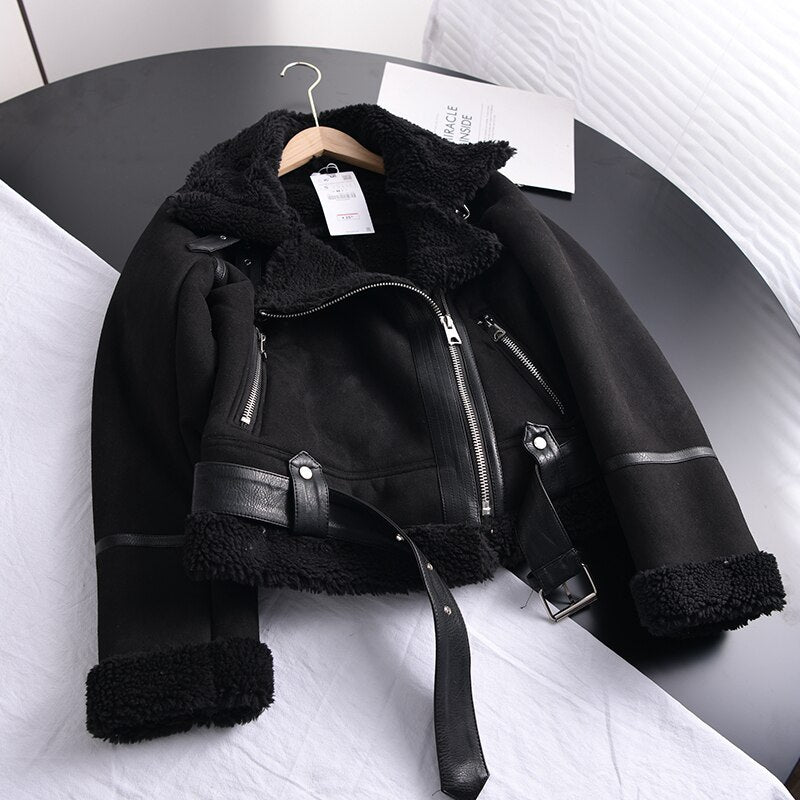 Stijlvolle HeleensJacket damesjas, lange mouwen, elegante pasvorm. Essentiële bovenkleding voor modieuze vrouwen.