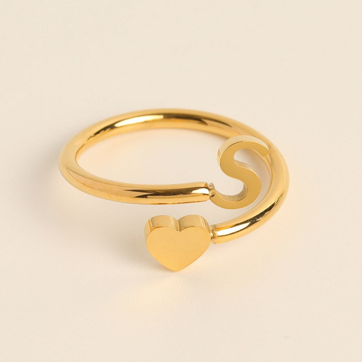 Gepersonaliseerde letterring, goudkleurig hart design, dames, verstelbaar sieraad.