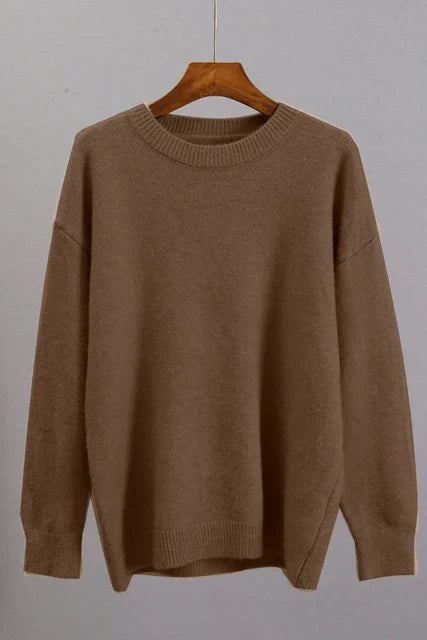 Ervaar ultiem comfort met deze luxe kasjmier damestrui. Elegant breiwerk voor stijlvolle najaar/winterkleding.