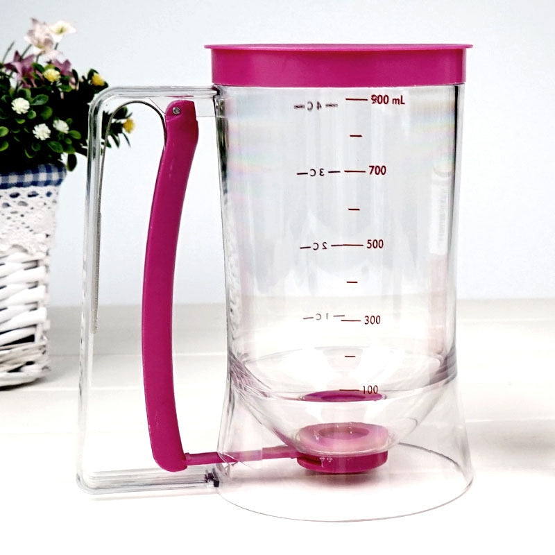 Geen geknoei meer in de keuken met deze beslagdispenser. Perfect voor het doseren van beslag voor pannenkoeken en wafels.