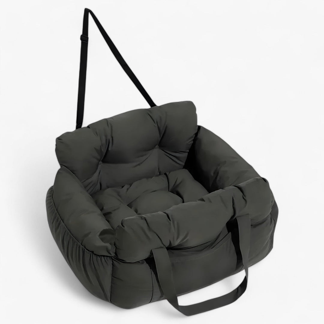 Comfortabele hondenmand, ideaal voor lange autoreizen en makkelijk te installeren.
