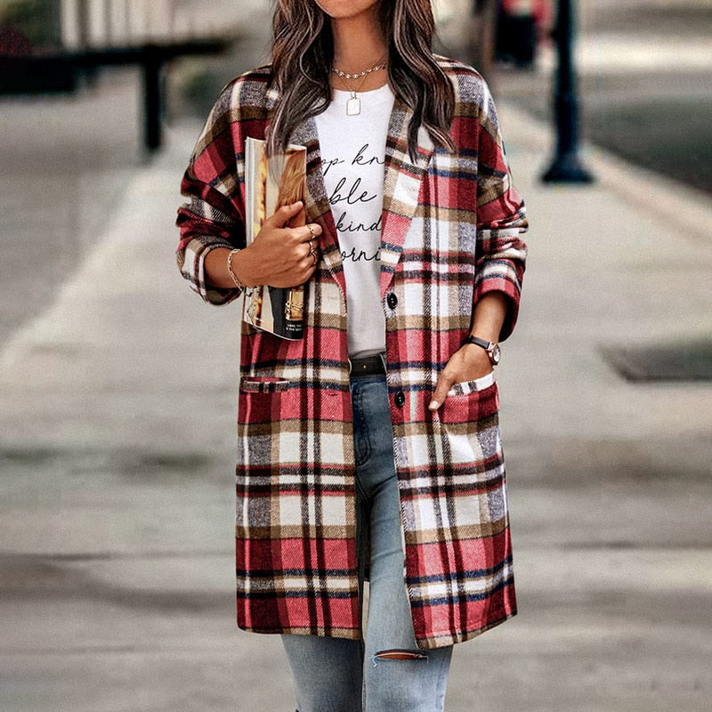 Stijlvolle geruite damesjas; comfortabele BethanysJacket, perfect als chique of casual tussenjas voor dames.
