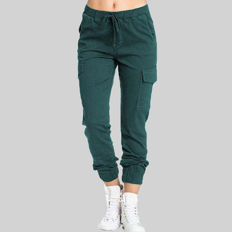Dames Nova cargo broek, stijlvol en comfortabel, perfect voor dagelijks casual gebruik.