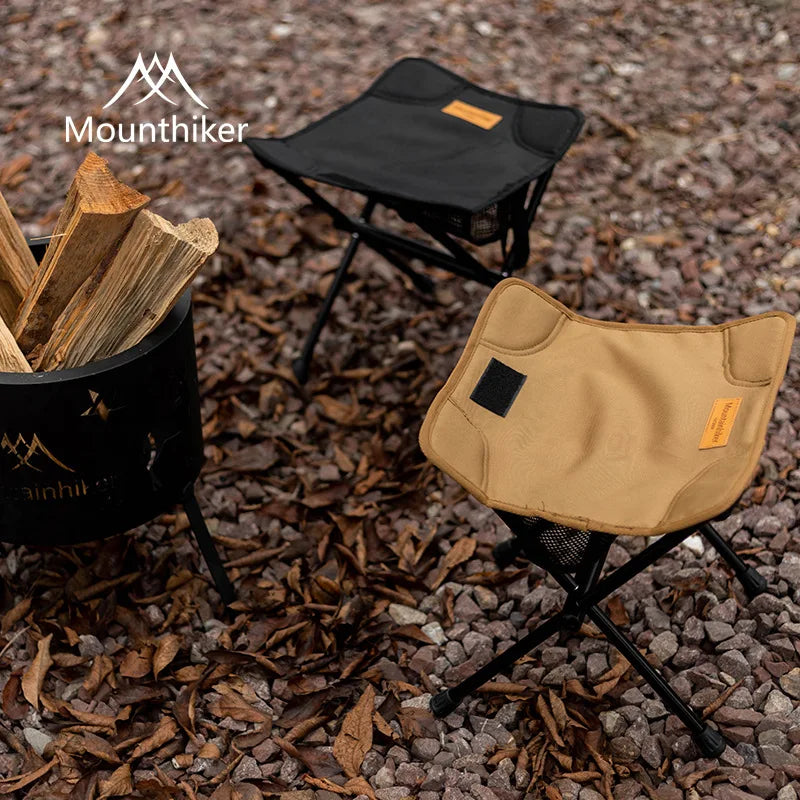 Ultrakleine opvouwbare stoel, perfect voor bushcraft en makkelijk mee te nemen.
