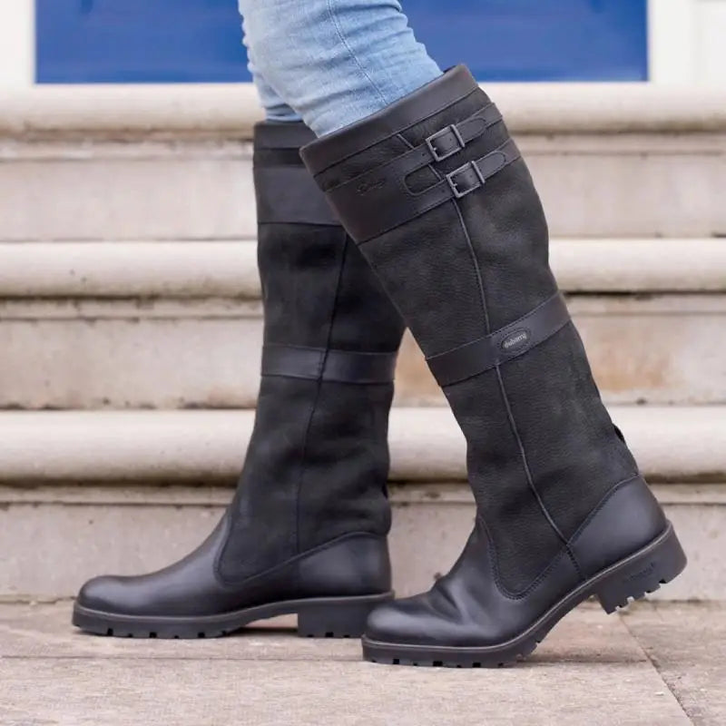 Comfortabele waterdichte dameslaarzen met goede grip, beschermend en modieus voor wandelingen en herfstmode.