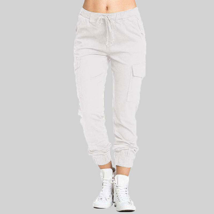 Trendy polyester dames cargo broek, een must-have voor casual en comfortabele outfits.