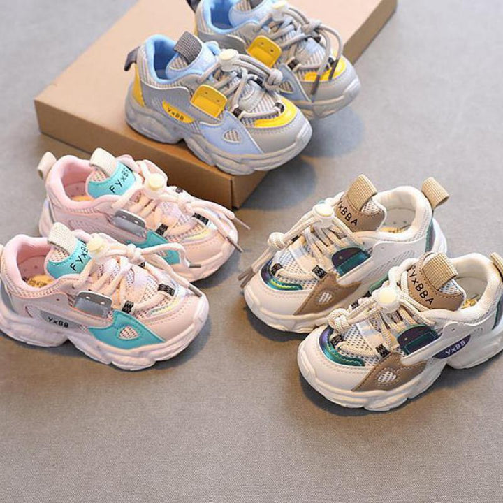 Trendy ShaqsSneaks kinder sneakers met modern design, comfortabele voetmode voor actieve meisjes en jongens.