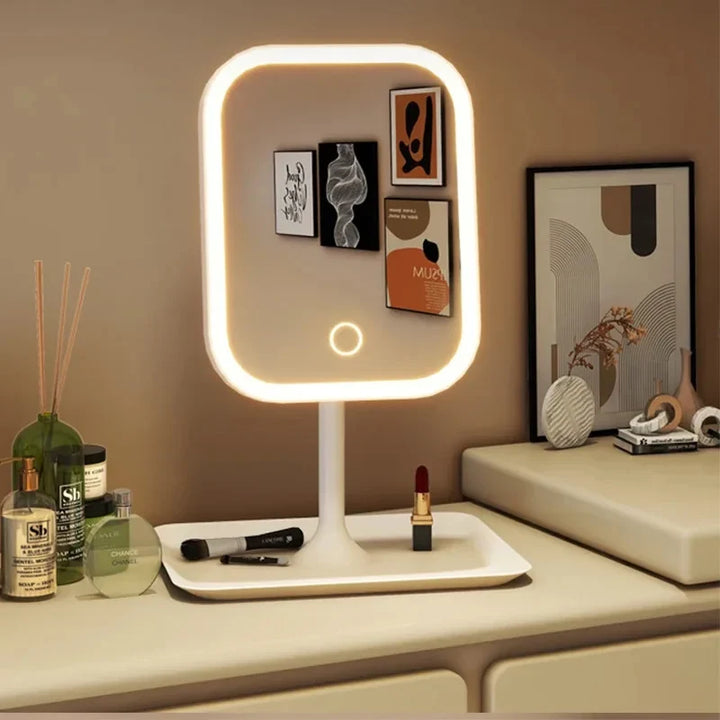 LED make-up spiegel met 3 lichtkleuren en touchbediening voor dames. Ideaal voor nauwkeurige make-up aanbreng.